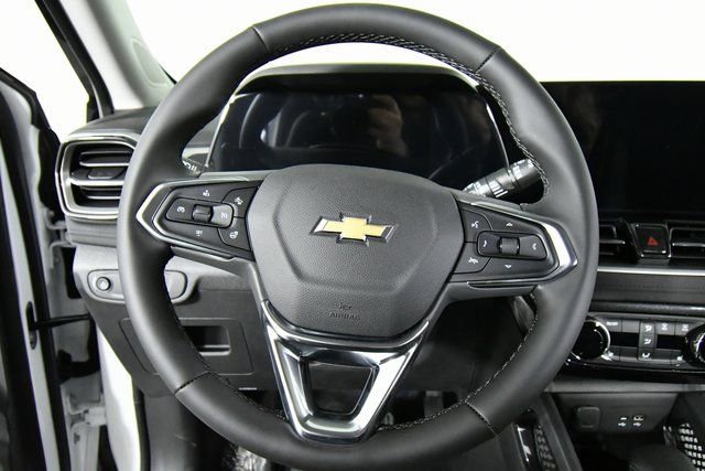 New 2026 Chevrolet TrailBlazer LT w/ Convenience Package image 2