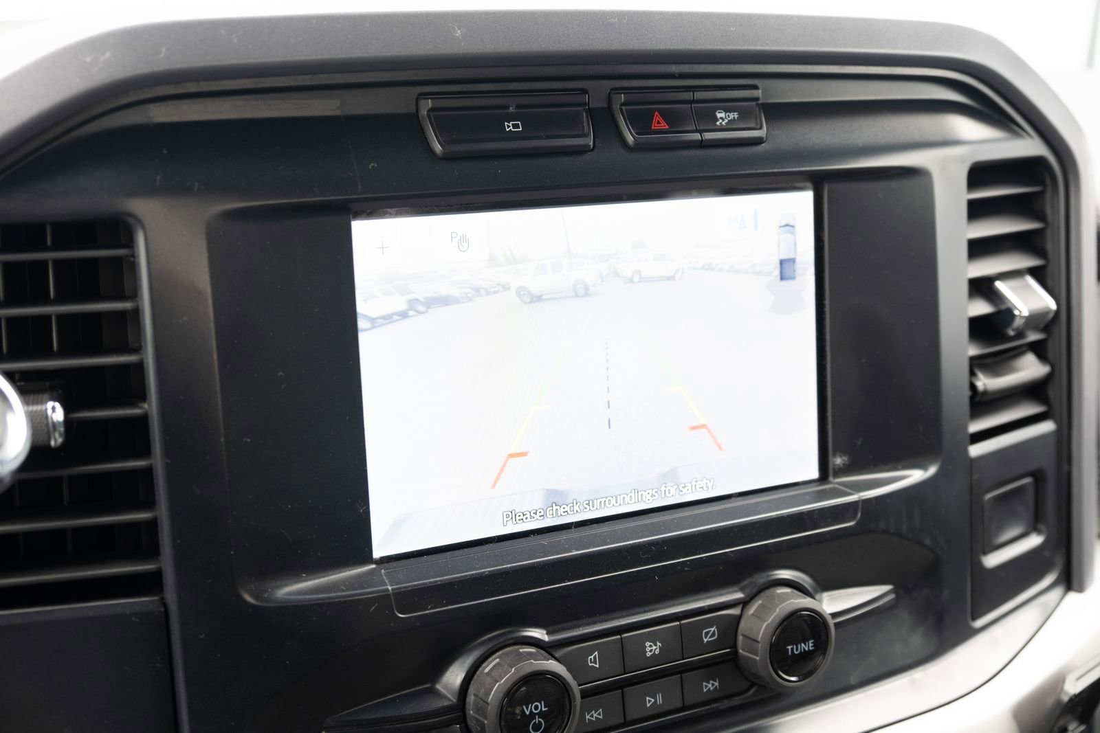 Used 2023 Ford F150 XLT AWD/4WD image 4