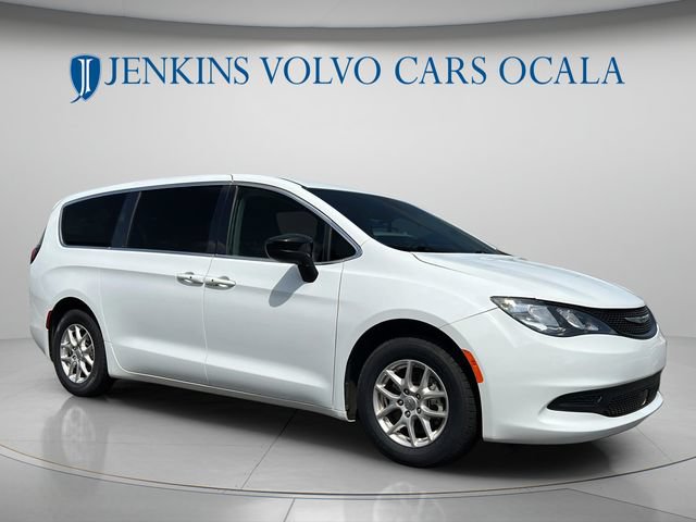 Used 2024 Chrysler Voyager LX FWD video 1