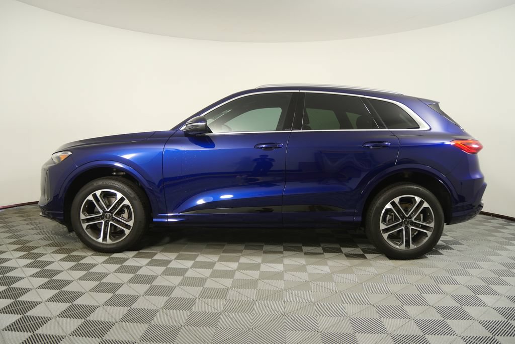 Used 2025 Audi Q5 Premium AWD/4WD image 6