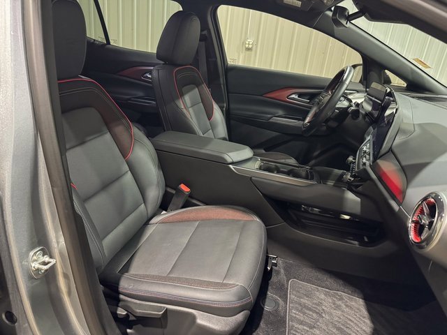 Used 2024 Chevrolet Equinox EV RS image 27