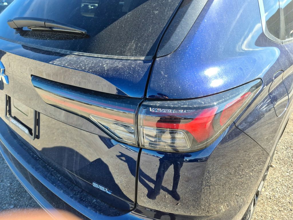 New 2026 Mitsubishi Outlander SEL image 11