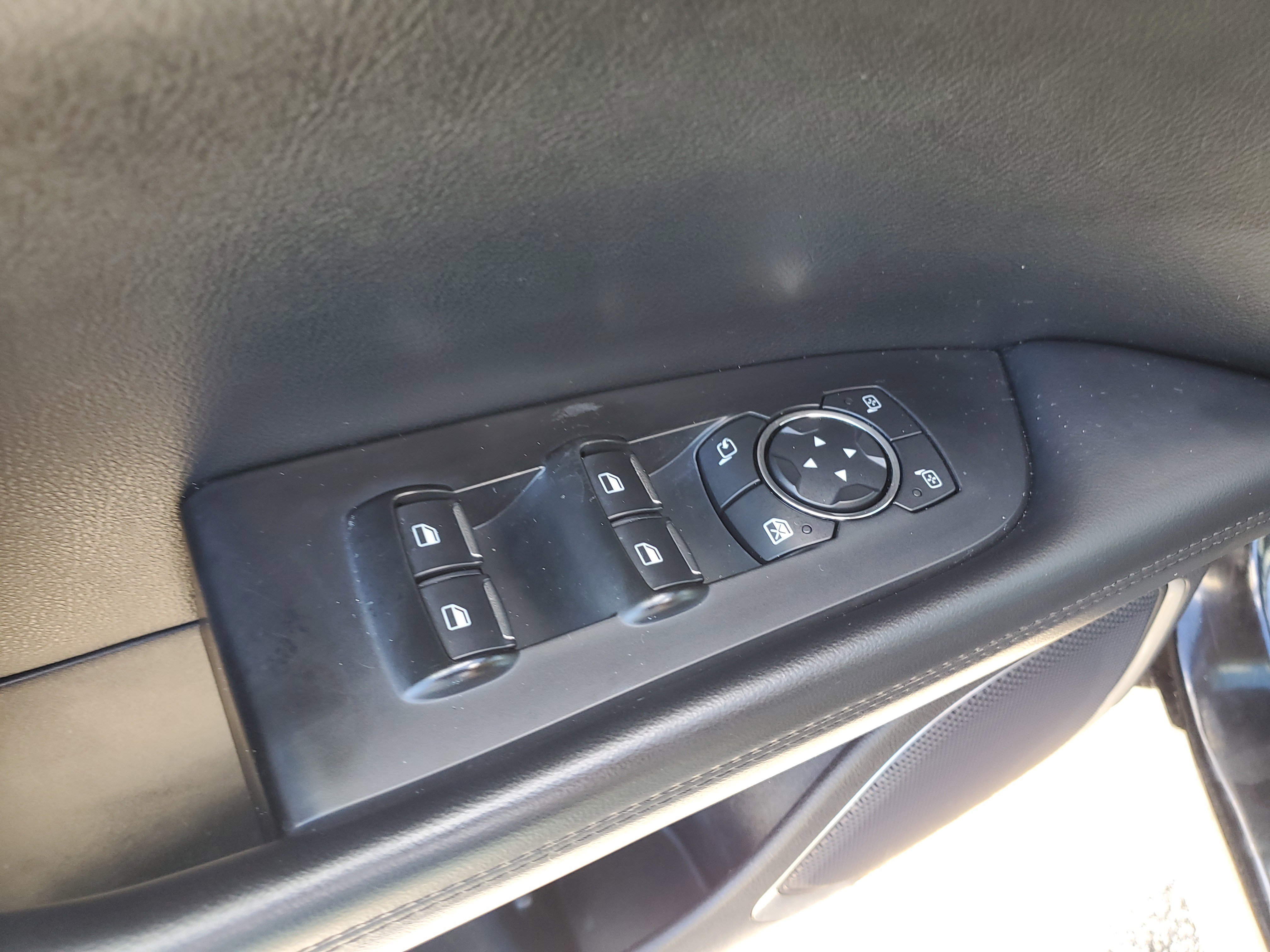 Certified 2022 Lincoln Nautilus FWD image 18