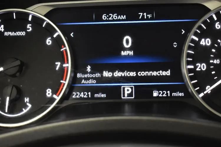Used 2025 Nissan Sentra SV FWD image 27