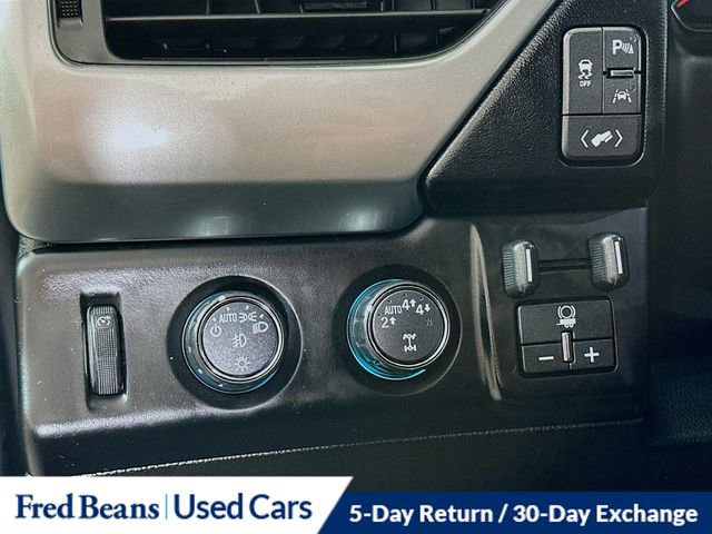 Used 2018 Chevrolet Tahoe LT image 12