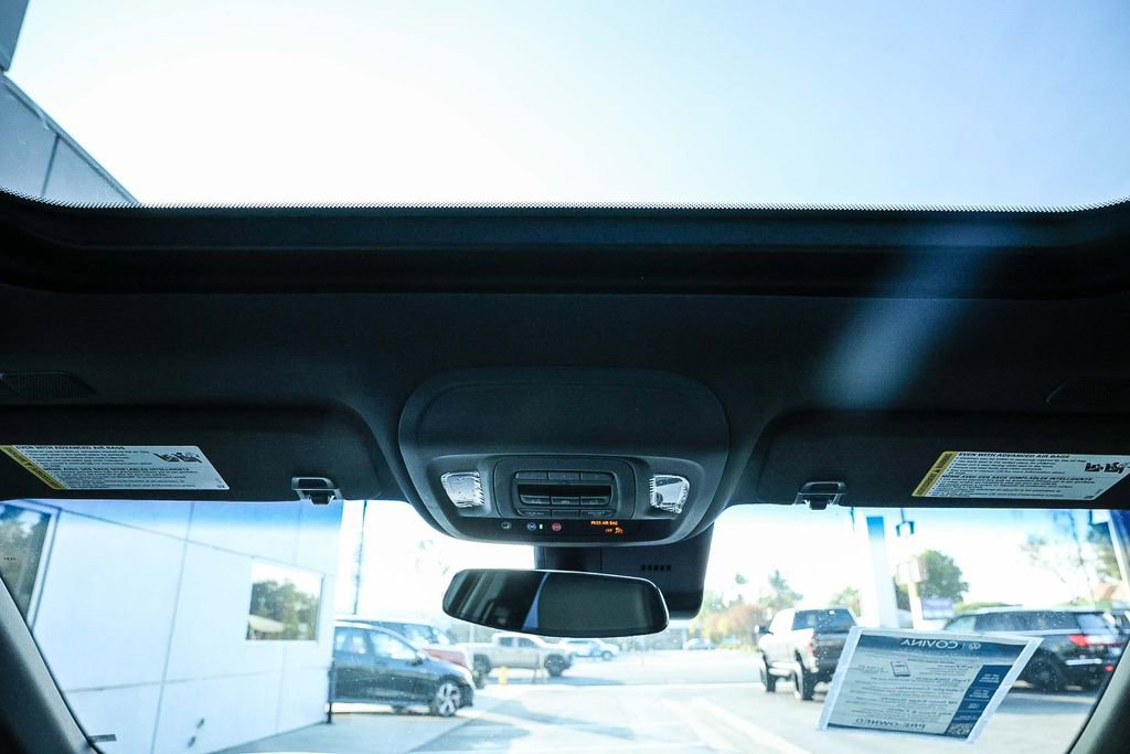 Used 2024 Cadillac CT5 Sport w/ Climate Package image 25