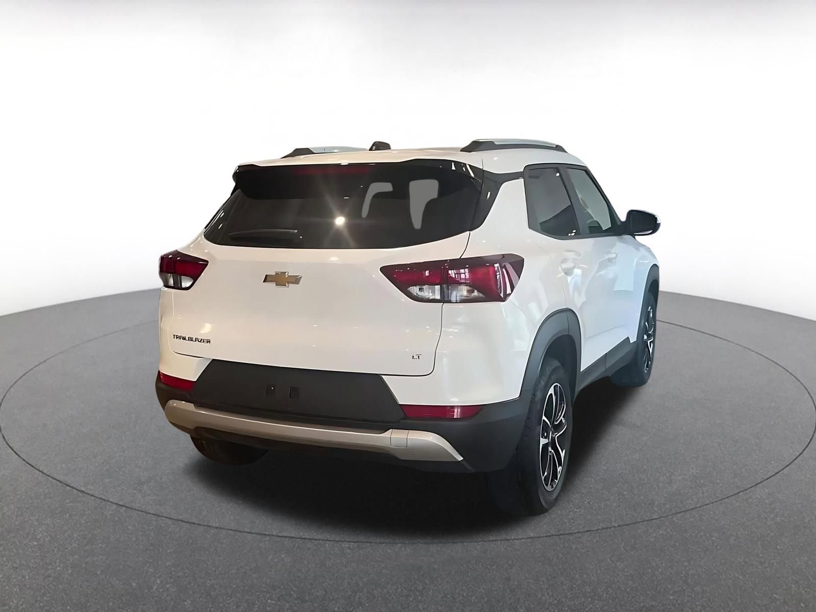 Used 2025 Chevrolet TrailBlazer LT image 14