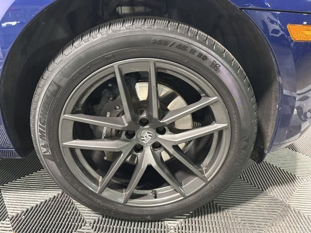 Used 2023 Porsche Macan Turbo AWD/4WD image 33