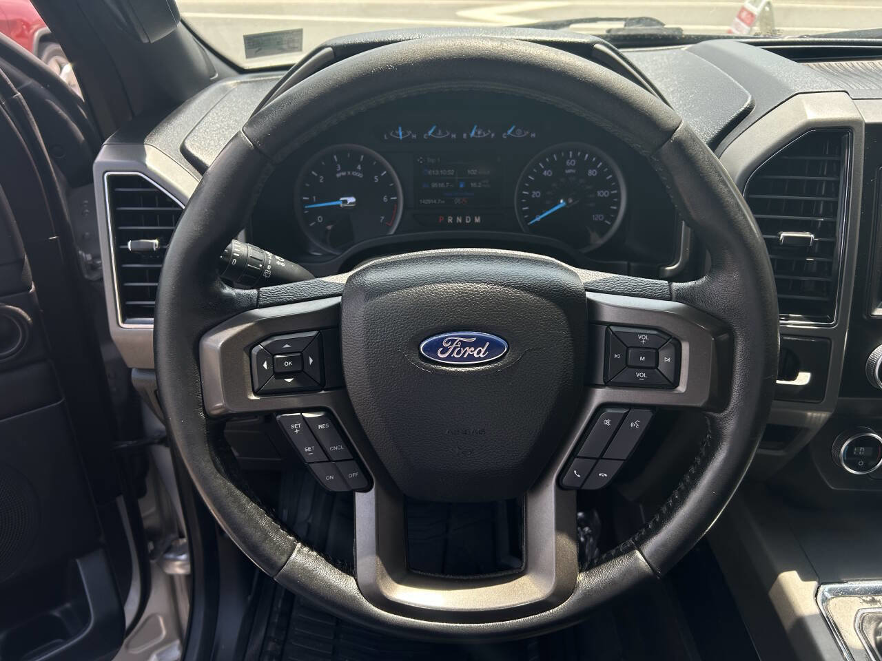 Used 2019 Ford Expedition Max XLT image 11