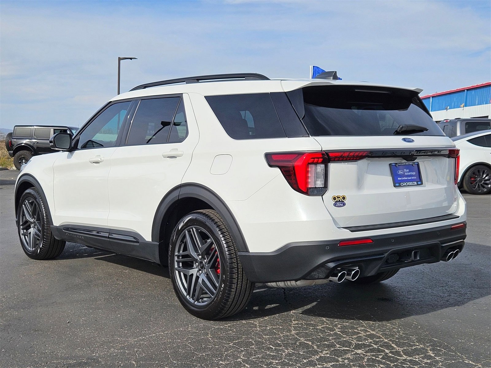 Used 2025 Ford Explorer ST image 8