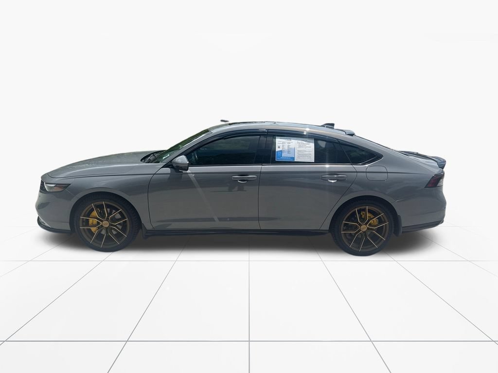 Used 2025 Honda Accord Touring video 4