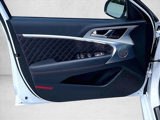 Used 2022 Genesis G70 3.3T RWD image 18