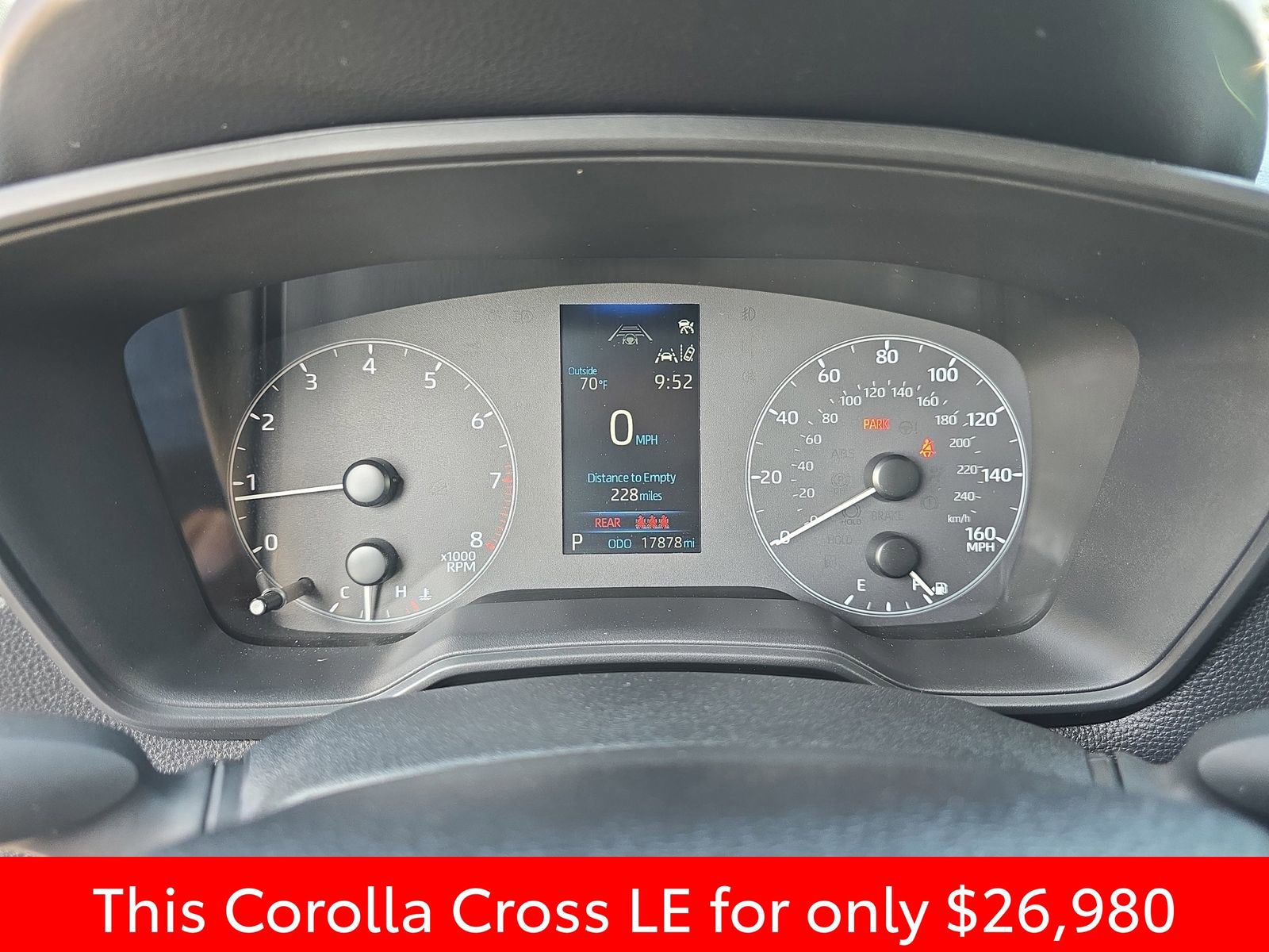 Used 2024 Toyota Corolla Cross LE image 23