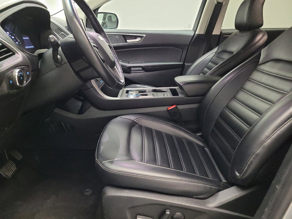 Used 2023 Ford Edge SEL image 17