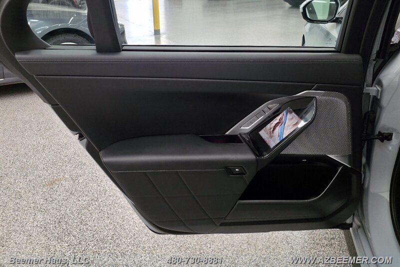 Used 2023 BMW 740i RWD image 23