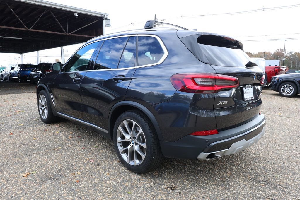 Used 2021 BMW X5 xDrive45e w/ Convenience Package image 3