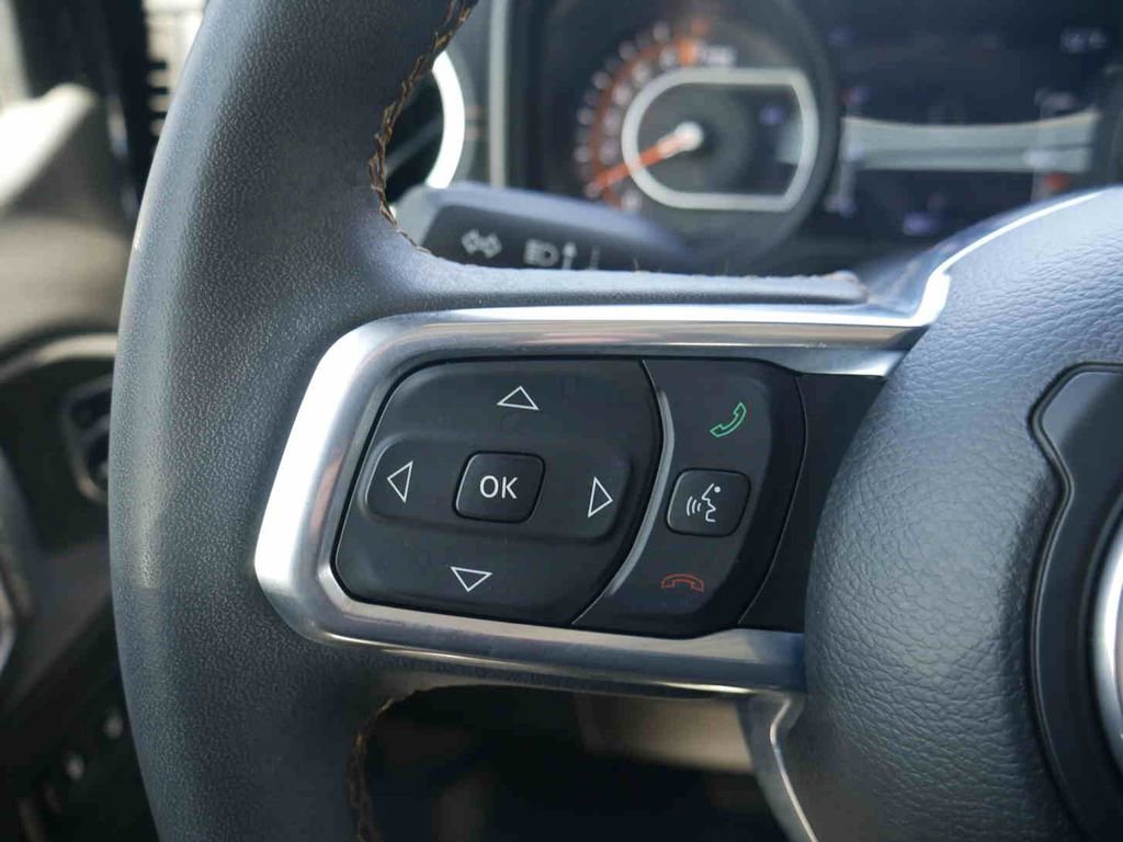 Used 2024 Jeep Wrangler Sahara w/ Technology Group AWD/4WD image 42