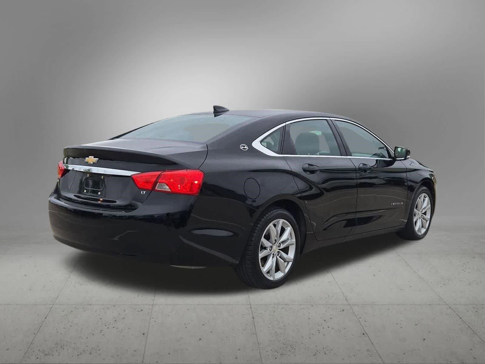 Used 2017 Chevrolet Impala LT FWD image 6