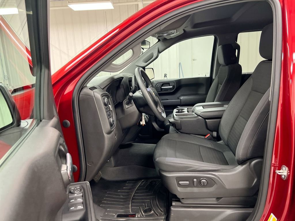 Used 2022 Chevrolet Silverado 1500 Custom w/ LPO, Dark Essentials Package image 19
