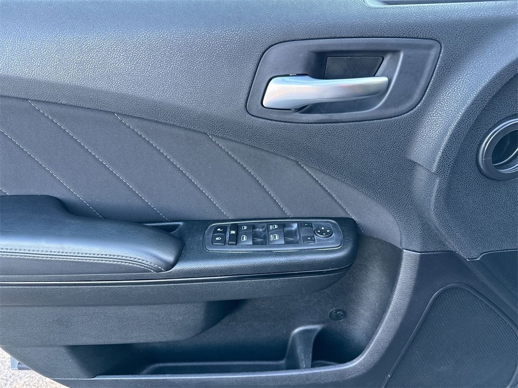 Used 2023 Dodge Charger GT w/ Blacktop Package image 15