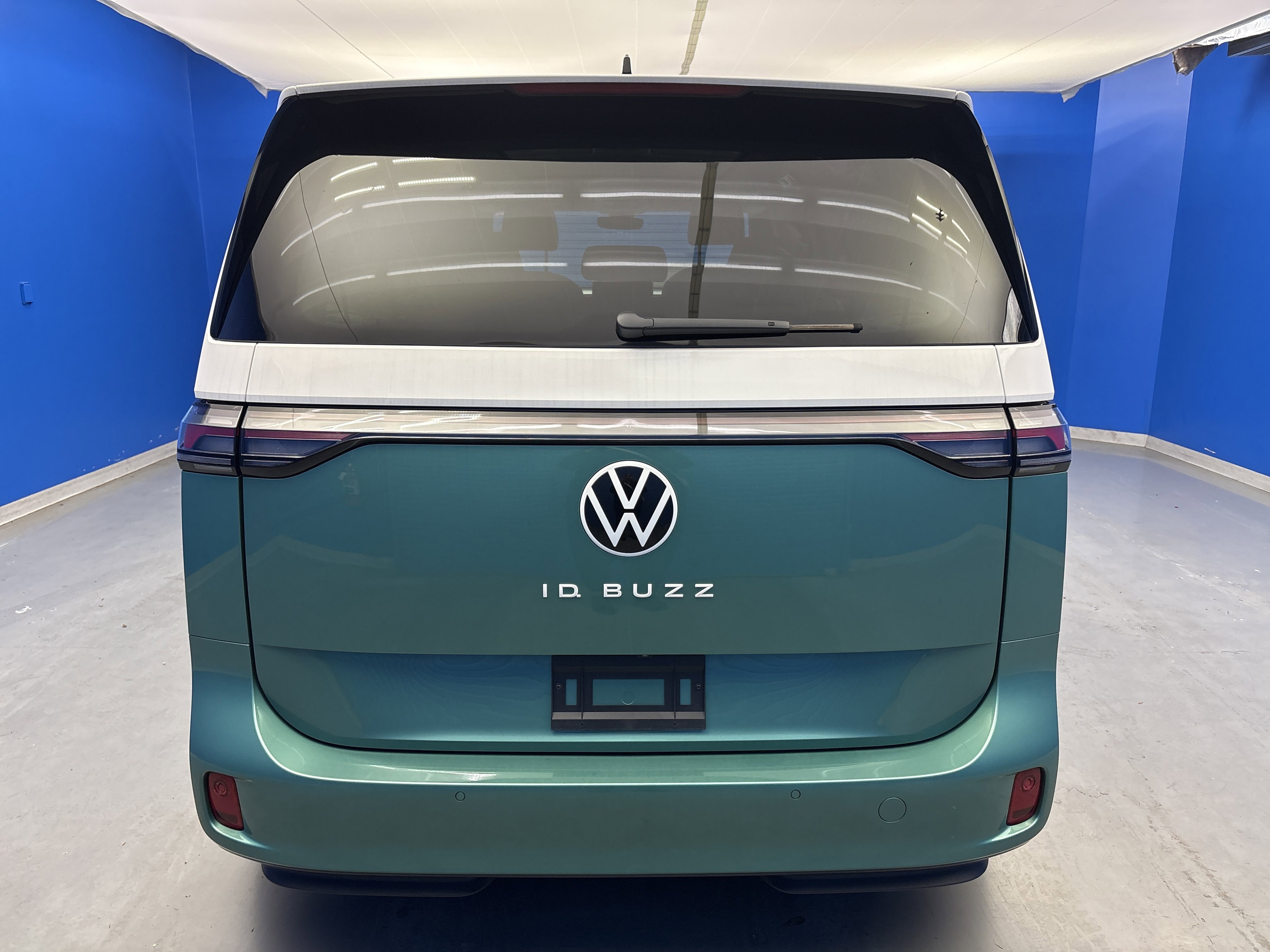 New 2025 Volkswagen ID. Buzz 1st Edition image 6