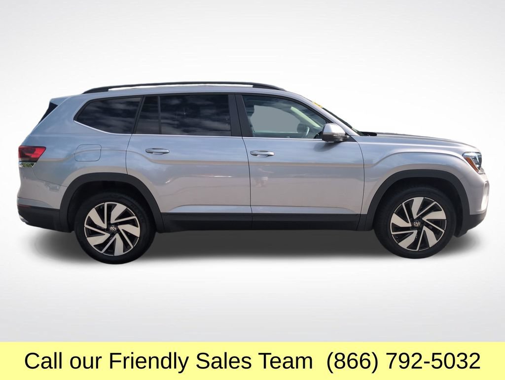 Used 2025 Volkswagen Atlas SE AWD/4WD image 7