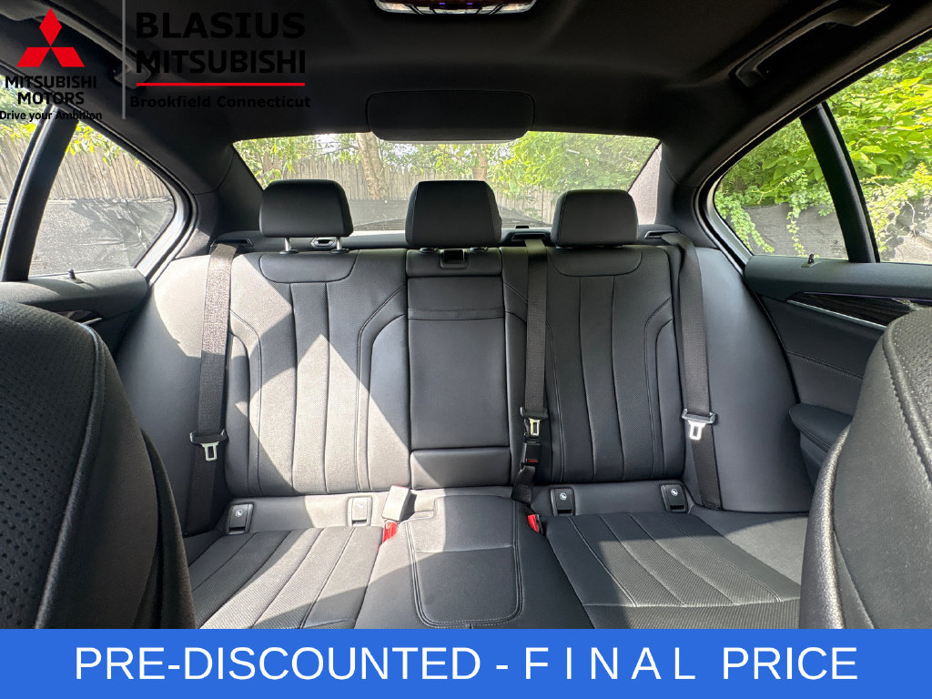 Used 2023 BMW 530i xDrive w/ Premium Package AWD/4WD image 33