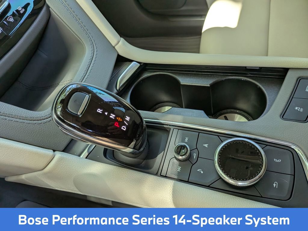 Used 2025 Cadillac XT5 Premium Luxury image 23