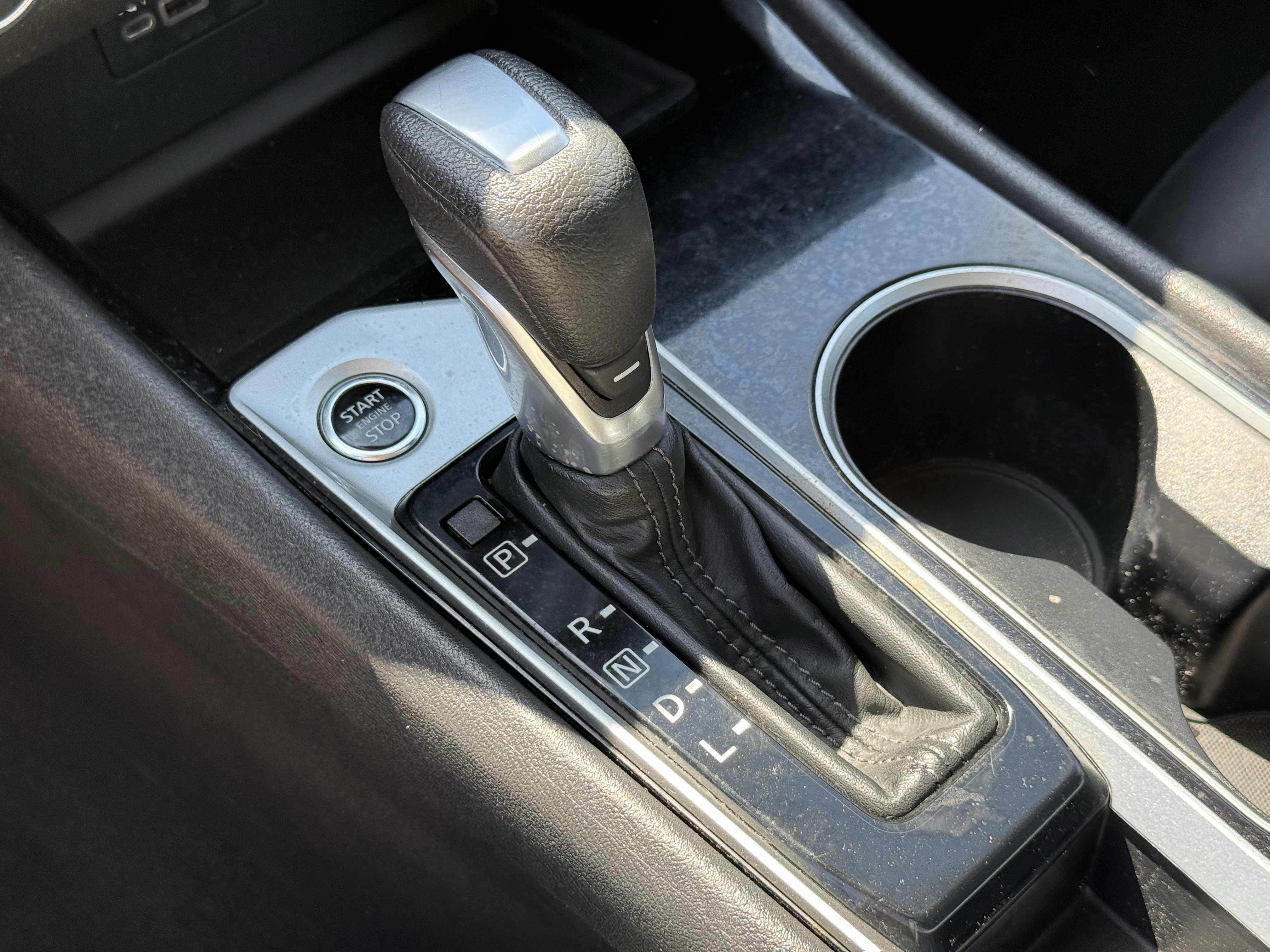 Used 2024 Nissan Altima 2.5 SV image 23