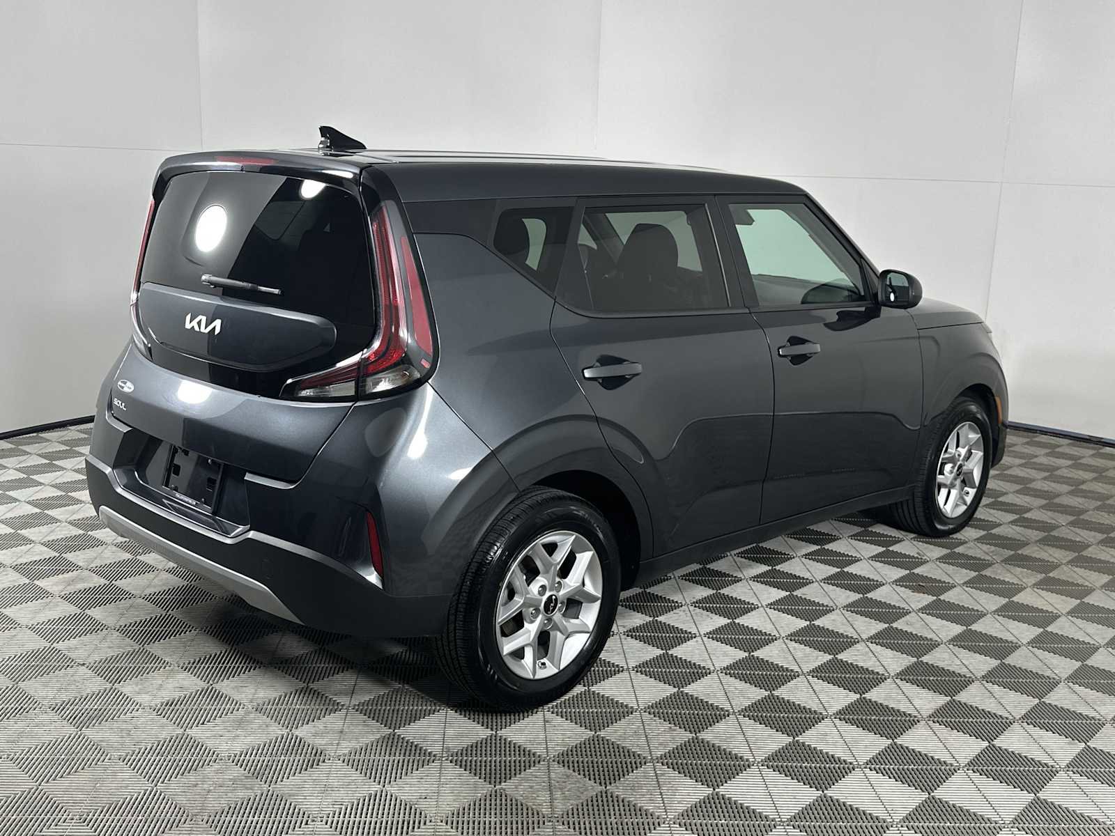 Used 2024 Kia Soul LX w/ Option Group 015 image 8
