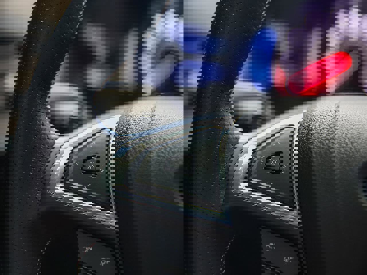 Used 2023 Ford Edge ST image 33
