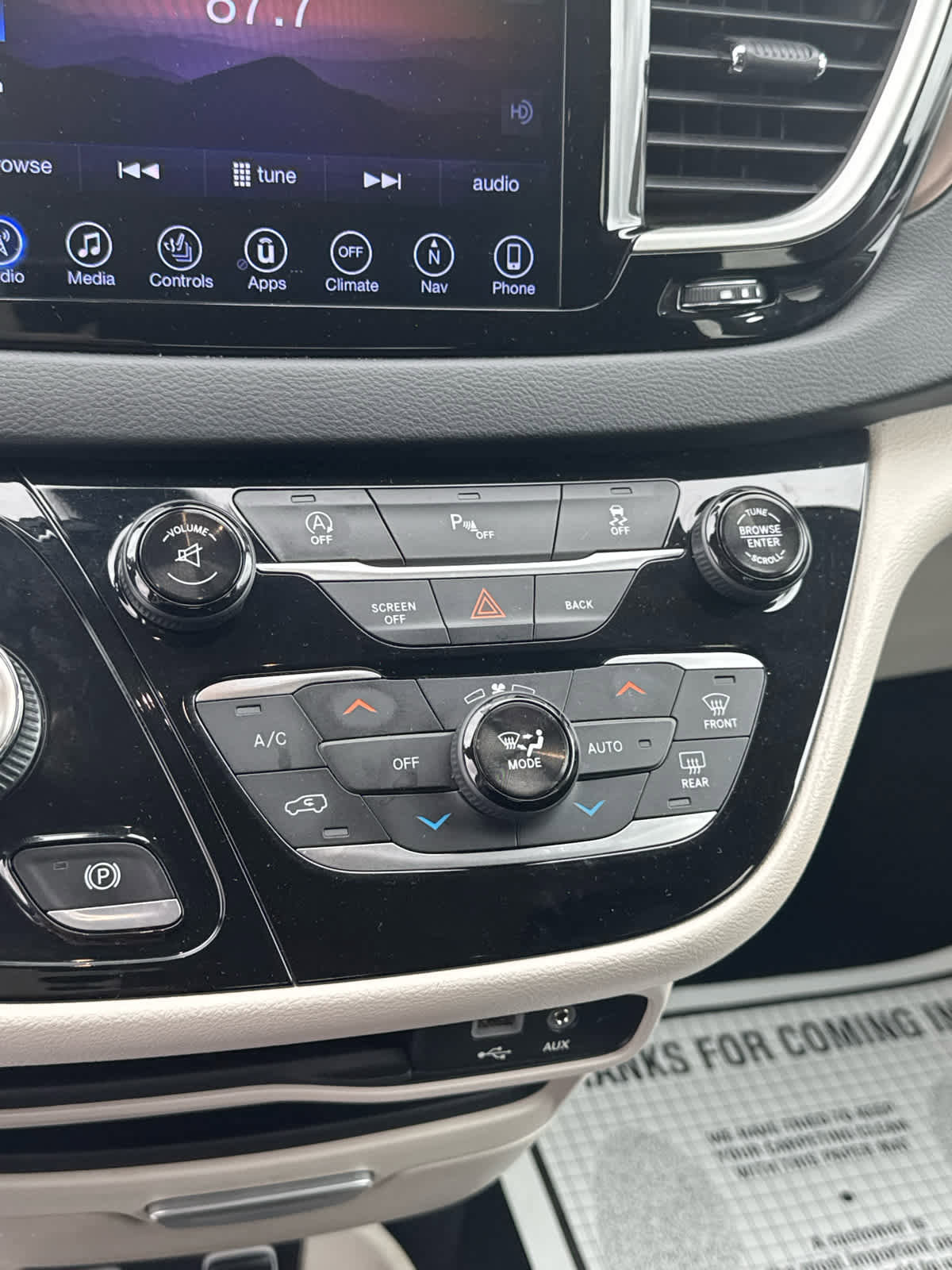 Used 2017 Chrysler Pacifica Touring-L image 23