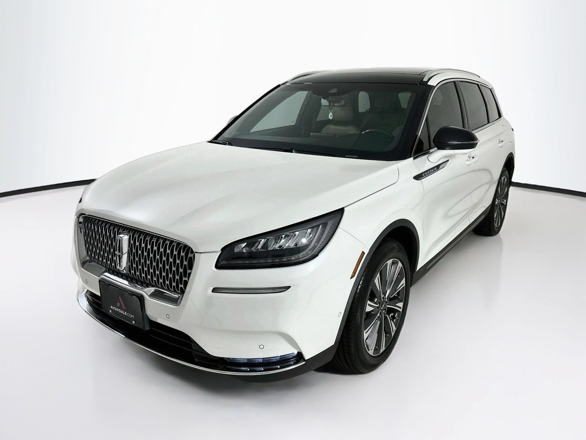 Used 2021 Lincoln Corsair Reserve w/ Equipment Group 201A FWD image 3