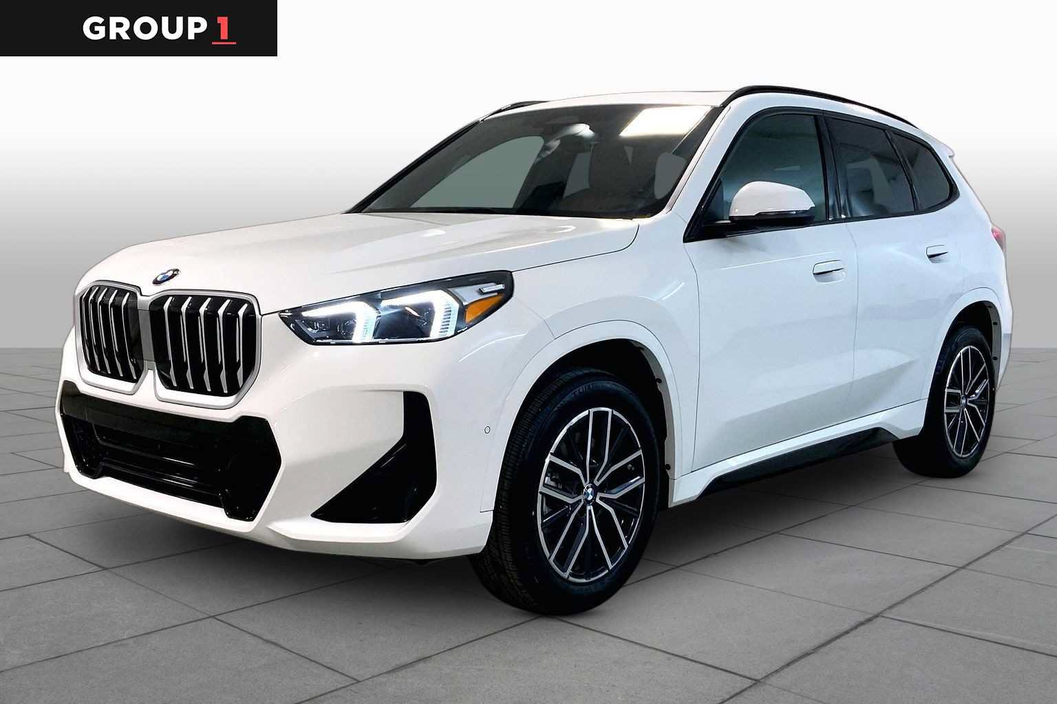 New 2026 BMW X1 xDrive28i w/ M Sport Package AWD/4WD image 1