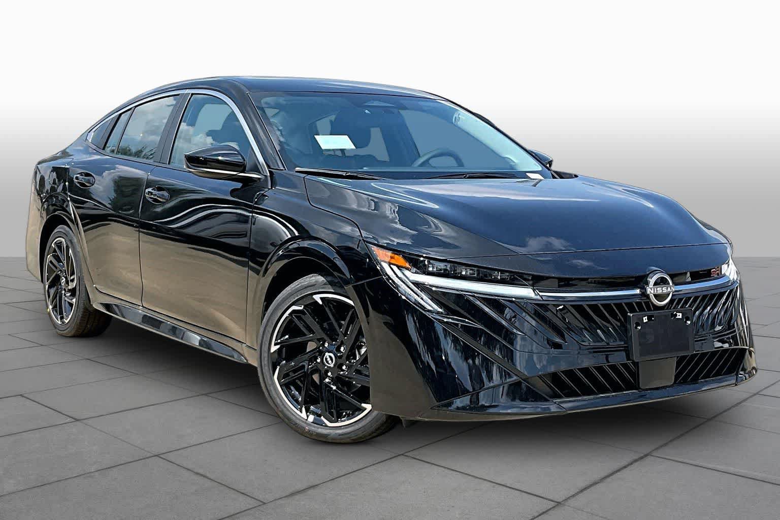 New 2027 Nissan Sentra SR FWD image 2