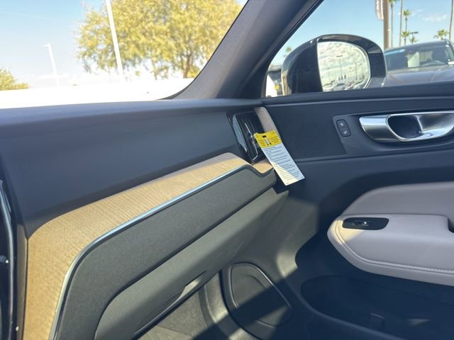New 2026 Volvo XC60 B5 Plus w/ Protection Package Premier image 27