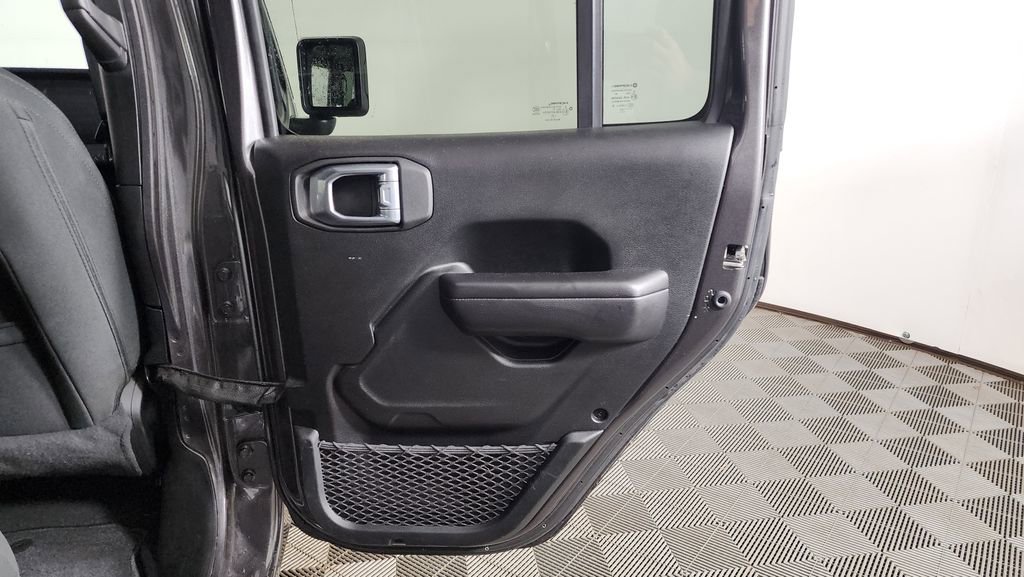 Used 2021 Jeep Wrangler Unlimited Sport image 27