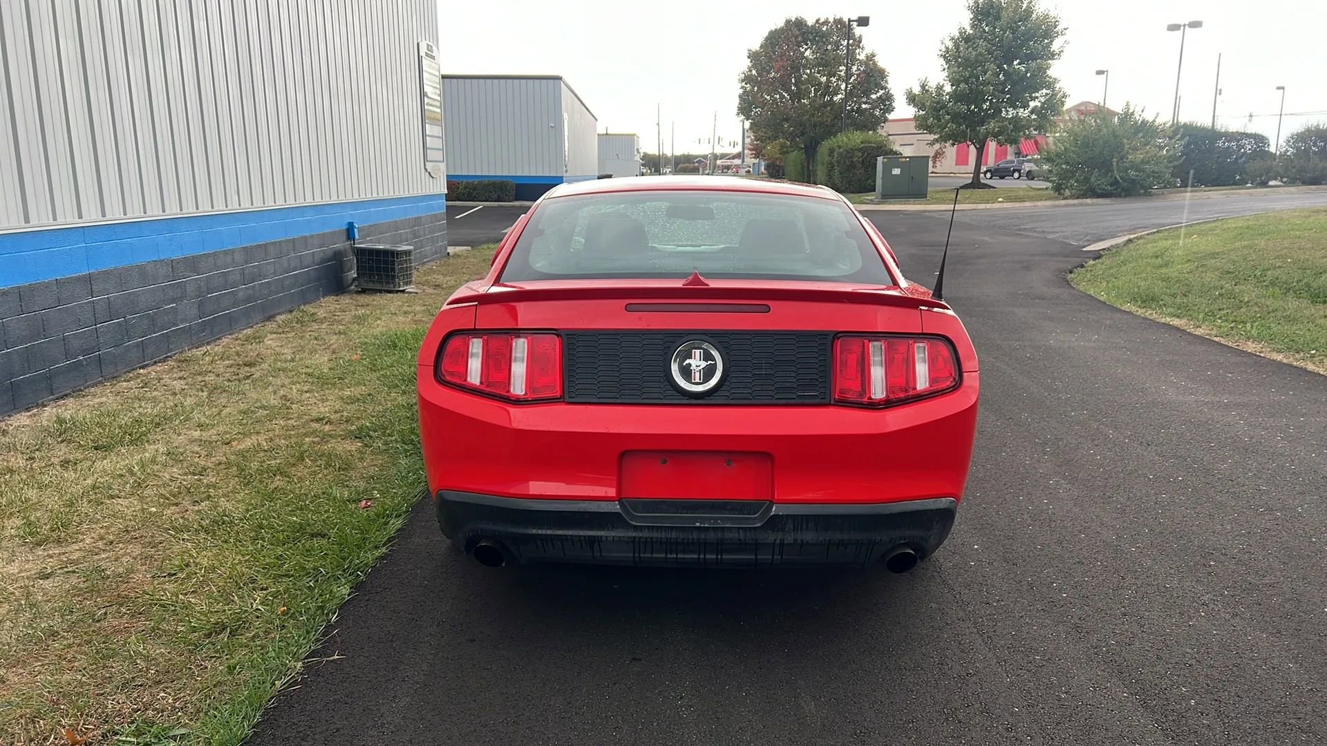 Used 2011 Ford Mustang Premium w/ 202A Rapid Spec Order Code image 6