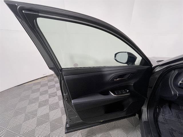 Certified 2026 Toyota Crown Platinum AWD/4WD image 18