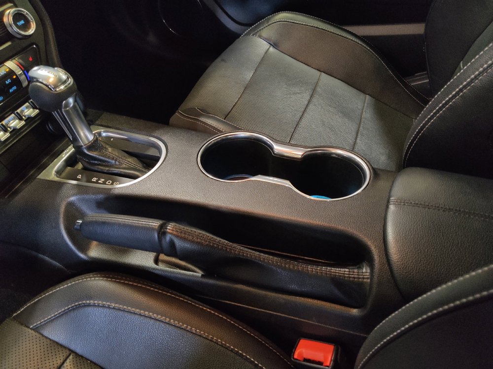 Used 2019 Ford Mustang Premium RWD image 26