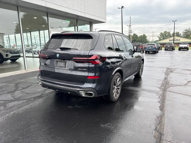 Used 2025 BMW X5 xDrive40i w/ M Sport Package AWD/4WD image 7