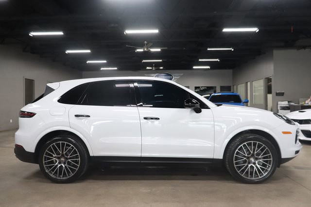 Used 2019 Porsche Cayenne S AWD/4WD image 6