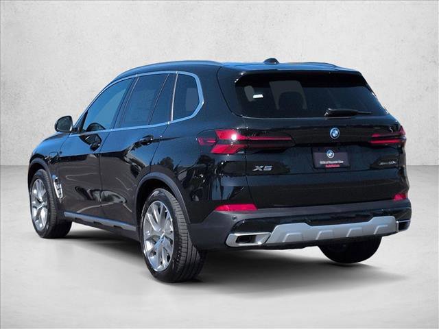 New 2026 BMW X5 xDrive50e image 9