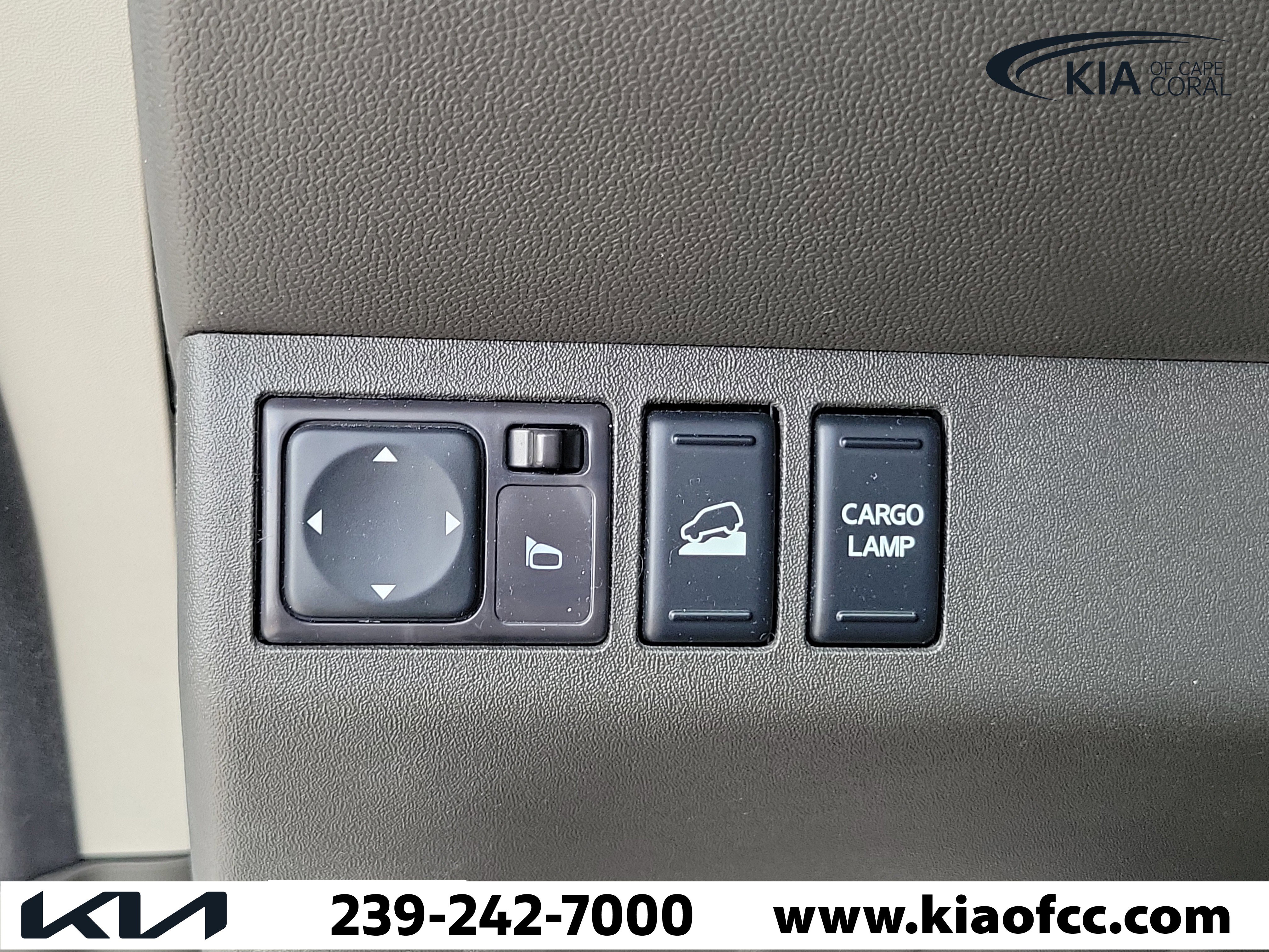 Used 2017 Nissan Frontier PRO-4X w/ Pro-4x Luxury Package image 25