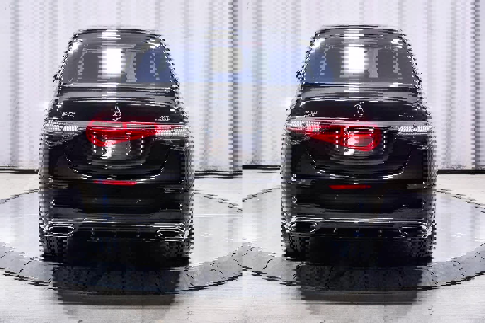 Used 2022 Mercedes-Benz S 500 4MATIC image 3