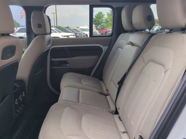 Used 2020 Land Rover Defender 110 SE AWD/4WD image 14