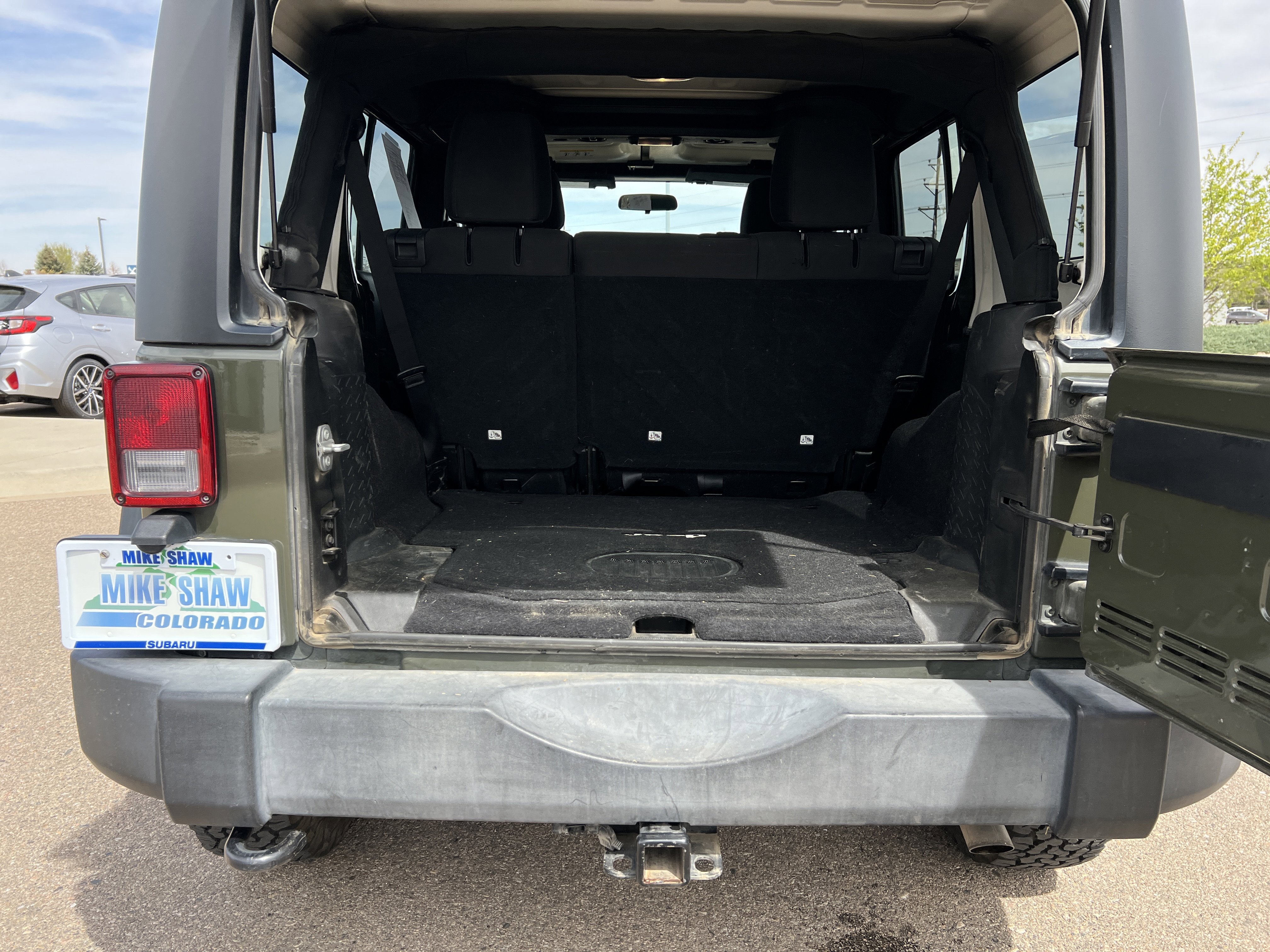 Used 2015 Jeep Wrangler Unlimited Sport w/ Connectivity Group image 19