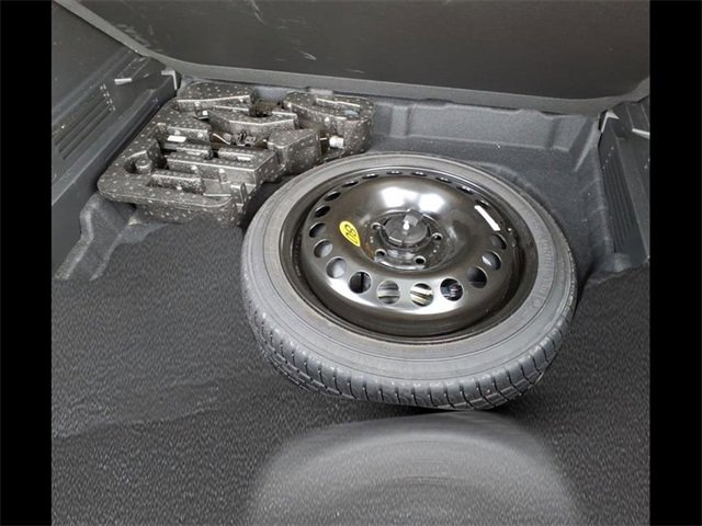 Used 2024 Chevrolet TrailBlazer RS w/ Driver Confidence Package image 22