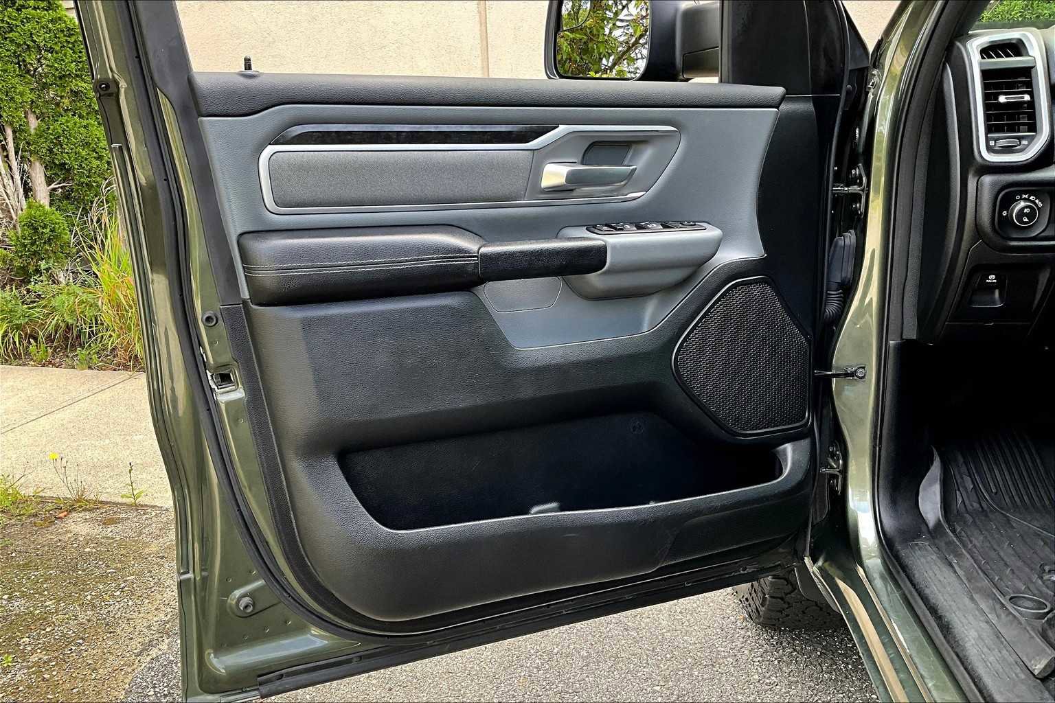 Used 2021 RAM 1500 Big Horn image 41