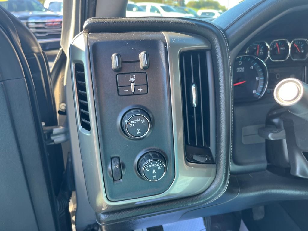 Used 2017 Chevrolet Silverado 1500 High Country image 13